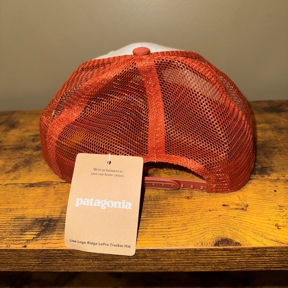 Patagonia Line Logo Ridge LoPro Trucker Hat White Burnished Red Mesh OSFA NEW - Picture 4 of 7